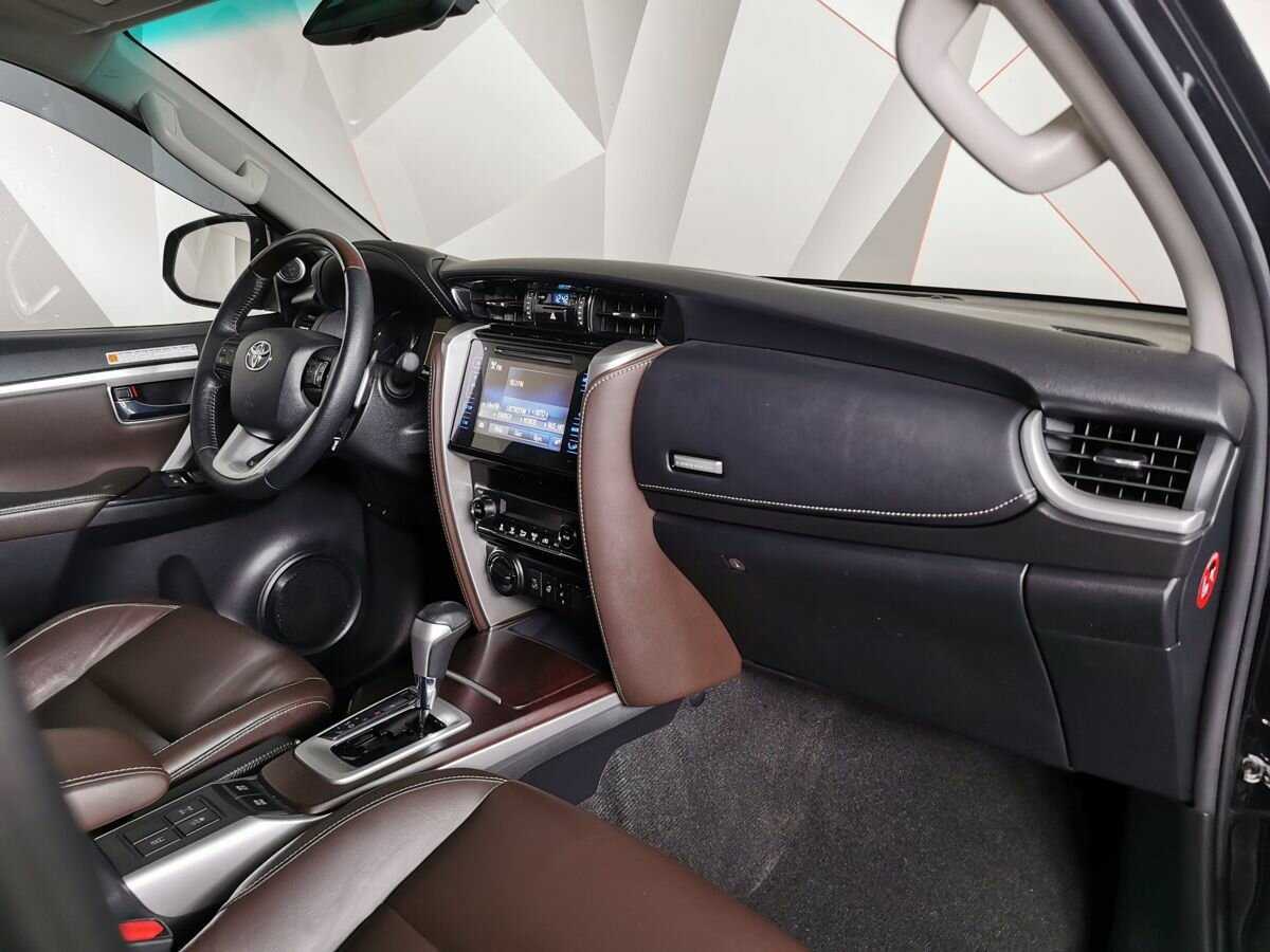 Toyota Fortuner, 2019 Фото №9
