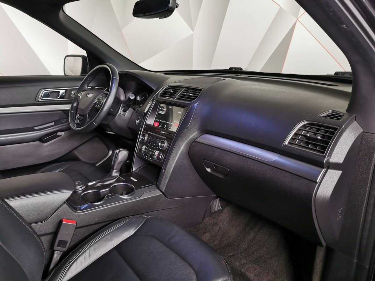 Ford Explorer, 2018 Фото №9