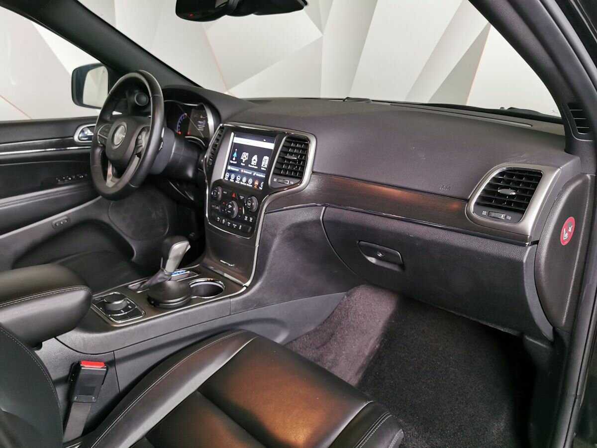 Jeep Grand Cherokee, 2018 Фото №9