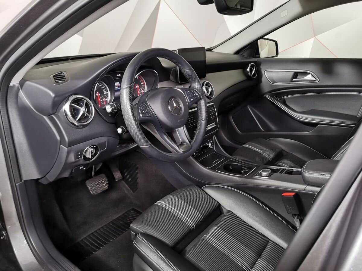 Mercedes-Benz GLA 200, 2019 Фото №16