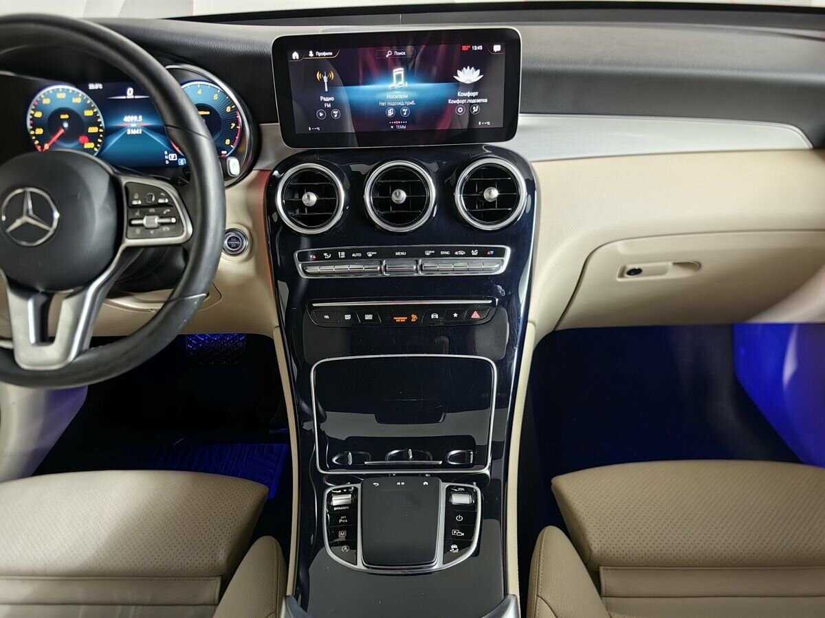 Mercedes-Benz GLC Coupe 300, 2020 Фото №11