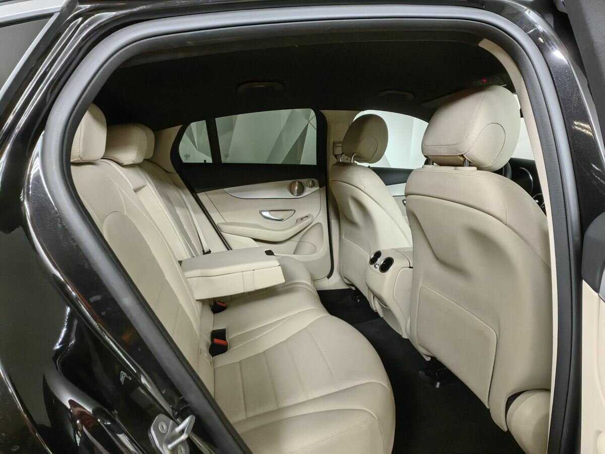 Mercedes-Benz GLC Coupe 300, 2020 Фото №12