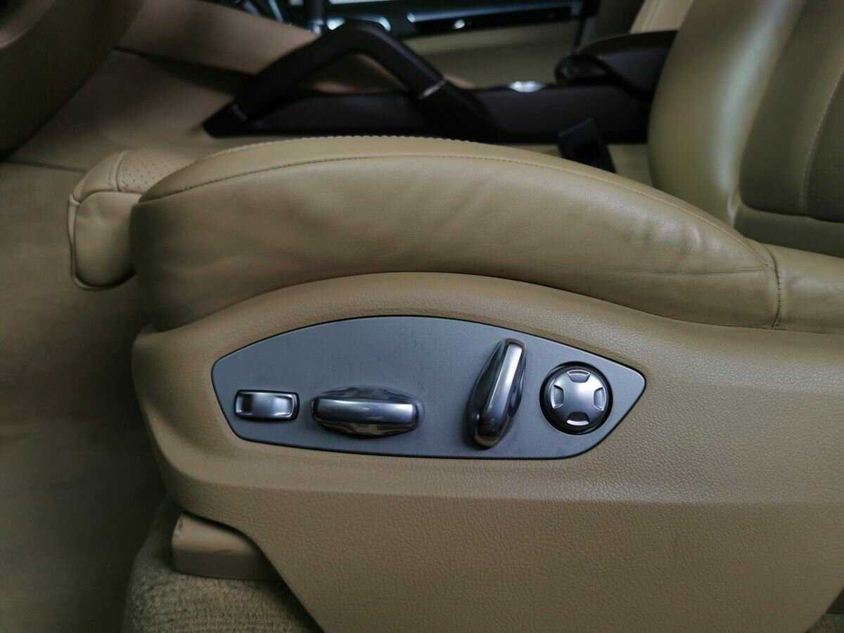 Porsche Cayenne Diesel, 2015 Фото №18