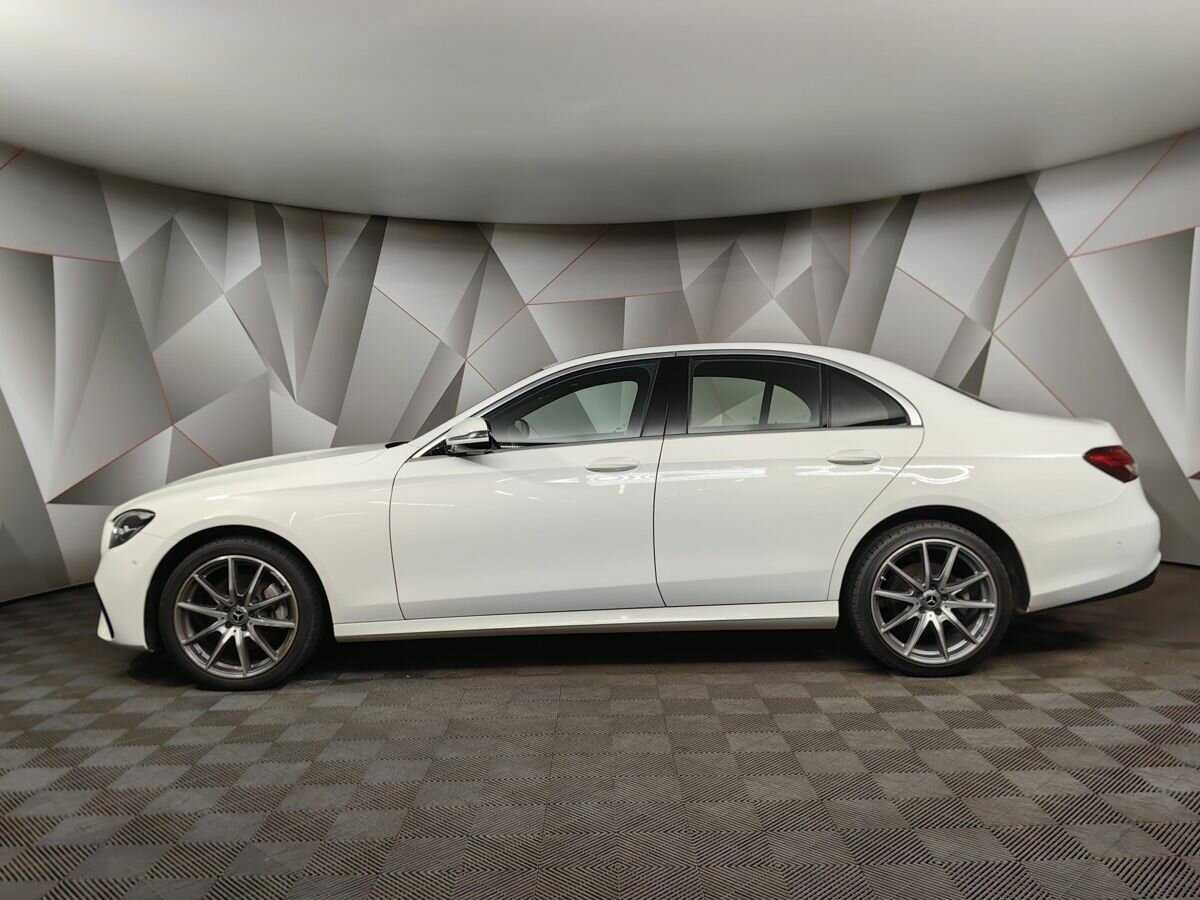 Mercedes-Benz E-Класс 200, 2022 - 56 599 км. | Фото №5