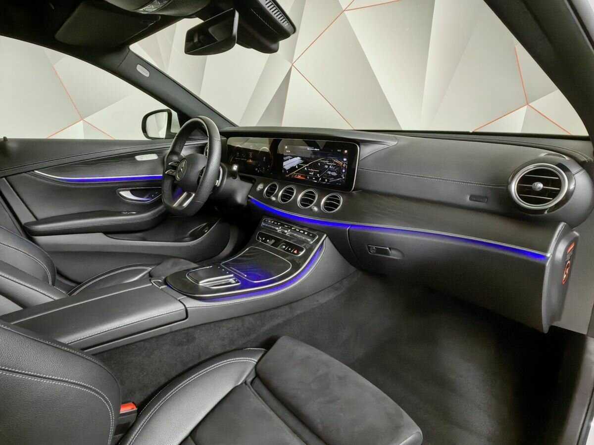 Mercedes-Benz E-Класс 200, 2022 Фото №9