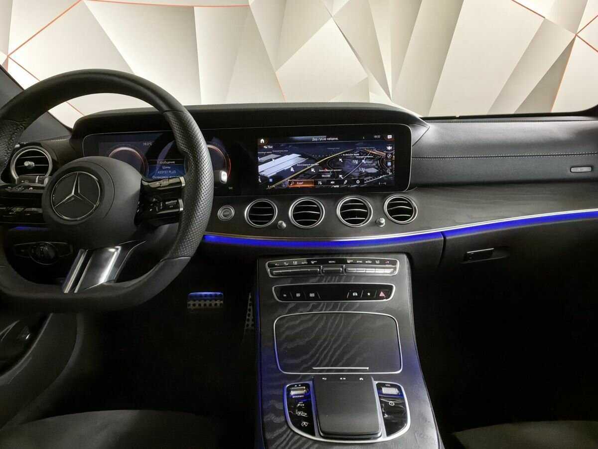 Mercedes-Benz E-Класс 200, 2022 Фото №11
