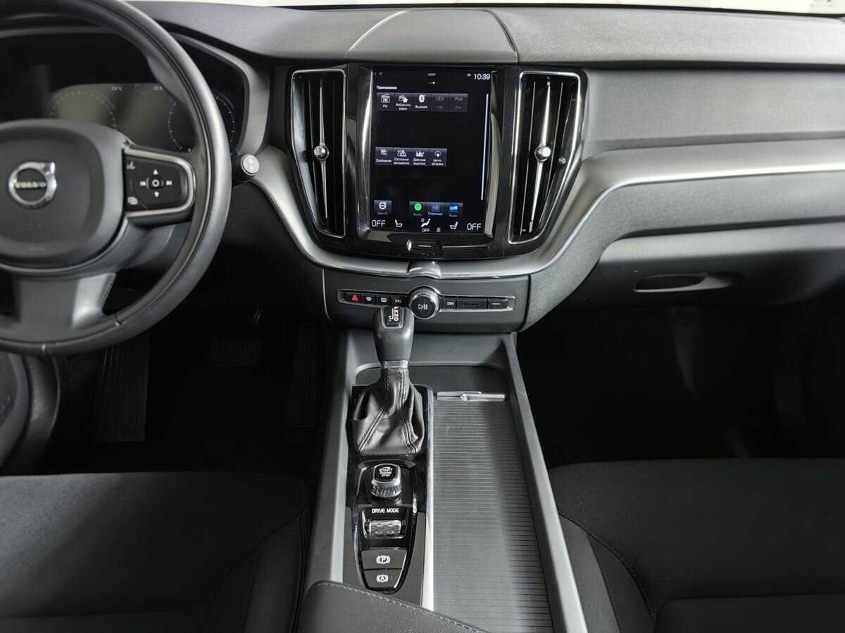 Volvo XC60, 2021 Фото №11