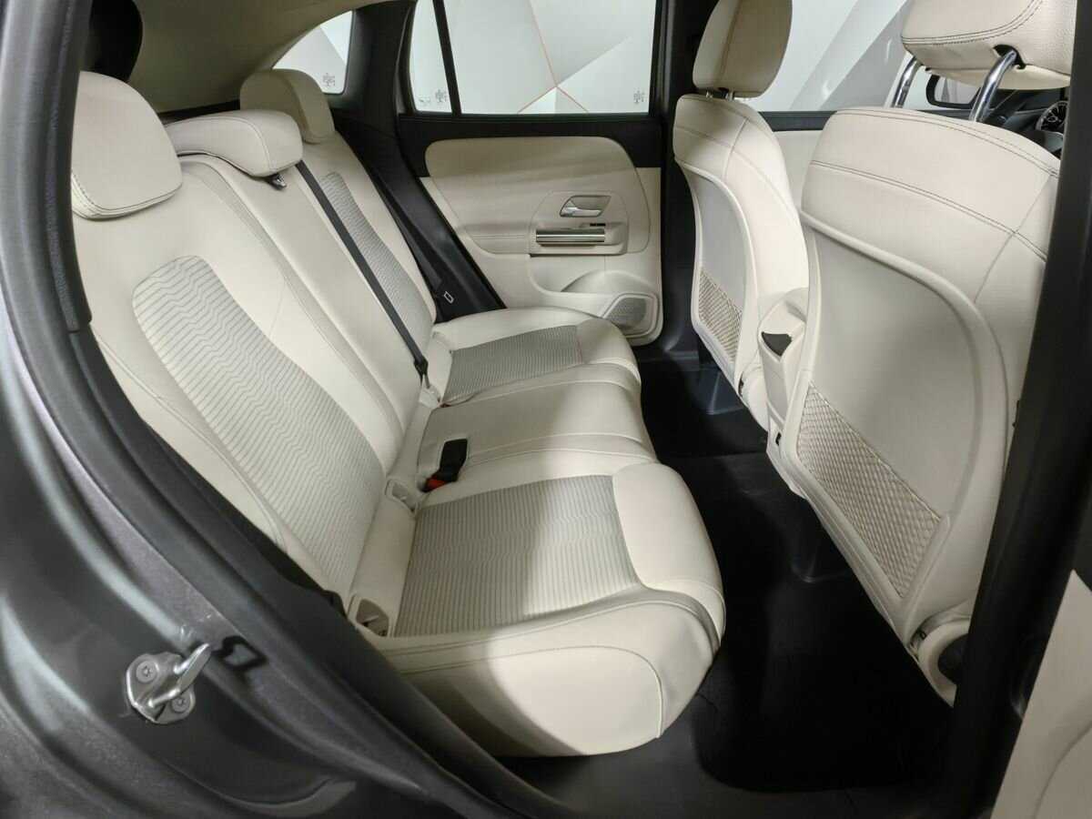 Mercedes-Benz GLA 200, 2020 Фото №12