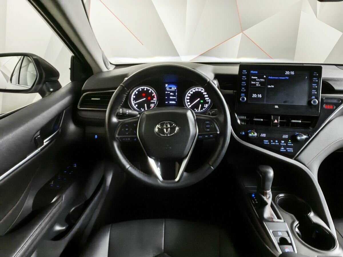 Toyota Camry, 2021 Фото №15