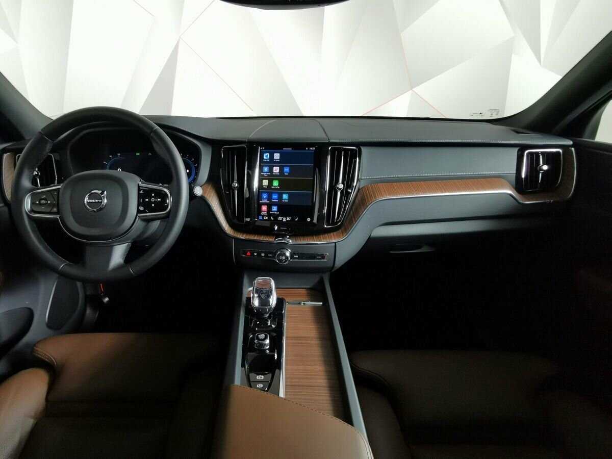 Volvo XC60, 2023 Фото №9