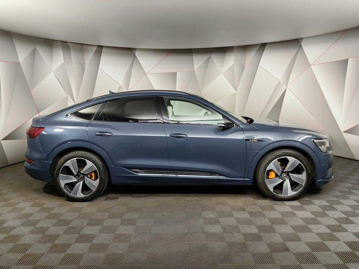 Audi e-tron Sportback 55, 2021 Фото №6