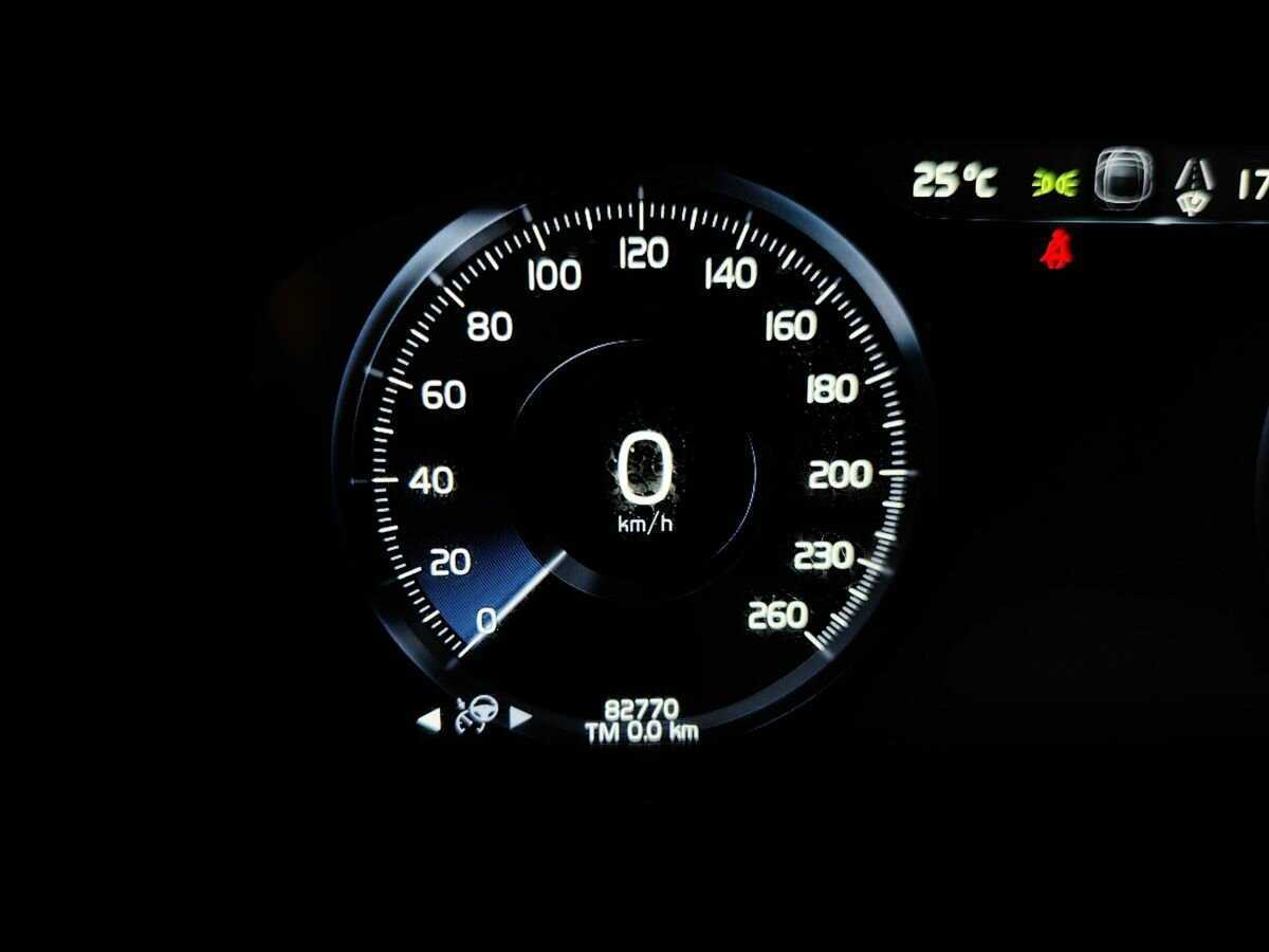 Volvo XC90, 2018 Фото №17