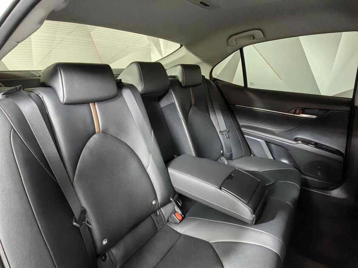 Toyota Camry, 2020 Фото №13