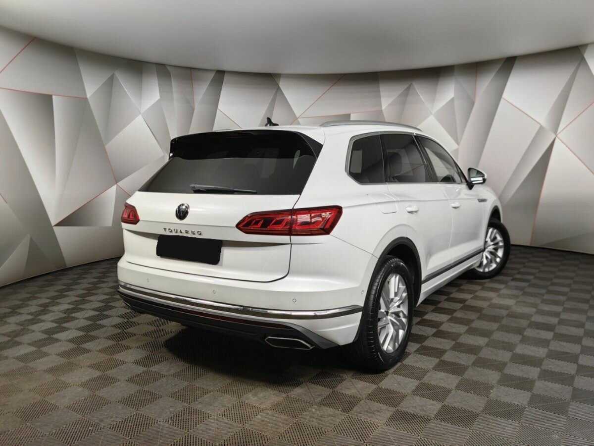 Volkswagen Touareg, 2021 - 81 816 км. | Фото №2