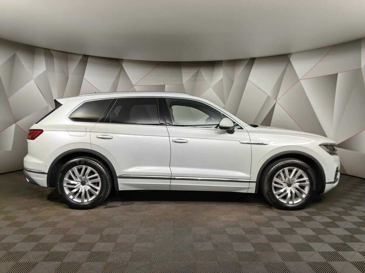 Volkswagen Touareg, 2021 - 81 816 км. | Фото №6