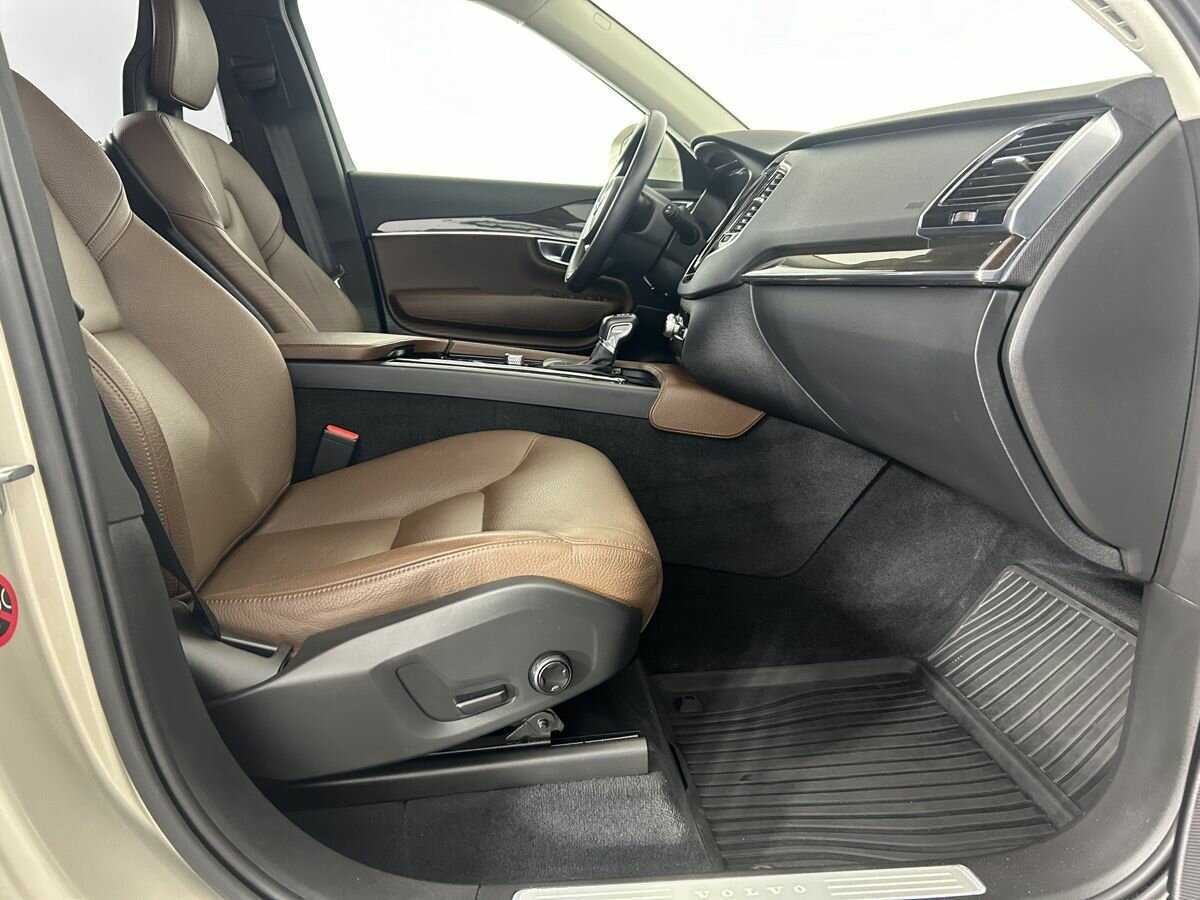 Volvo XC90, 2017 Фото №14