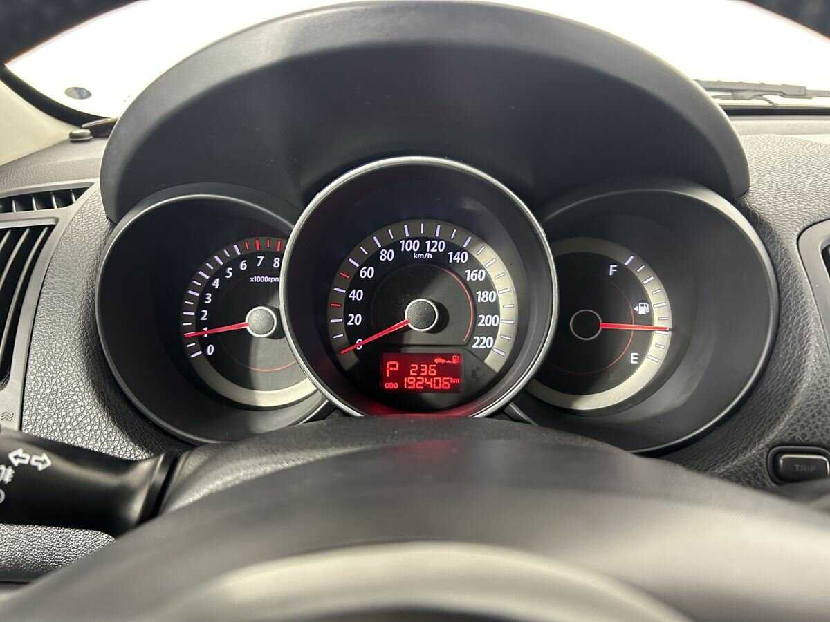 Kia Cerato 4-speed, 2010 Фото №10