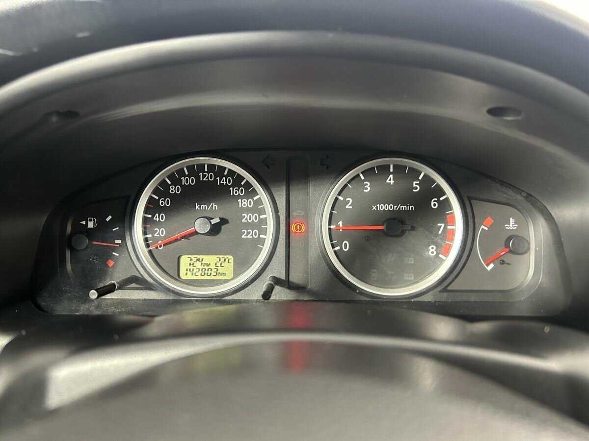 Nissan Almera, 2005 Фото №11