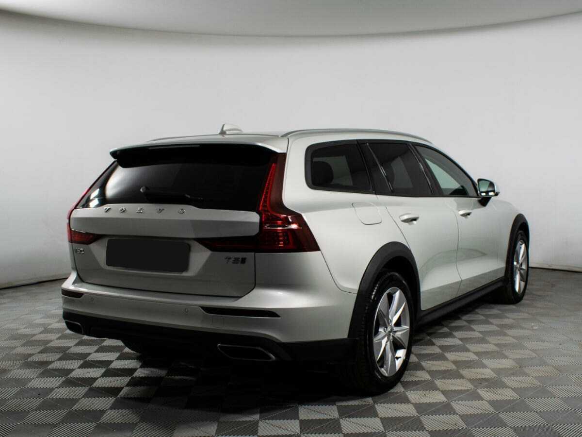 Volvo V60 Cross Country, 2019 Фото №5