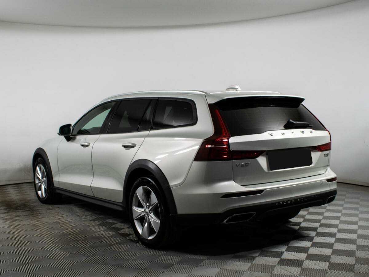 Volvo V60 Cross Country, 2019 Фото №7