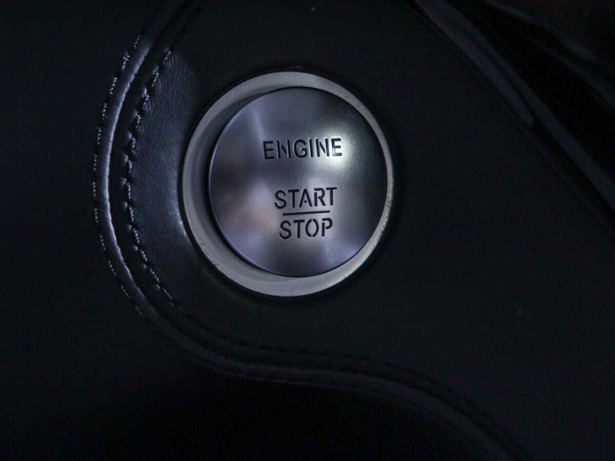 Mercedes-Benz GLS 500, 2016 Фото №28