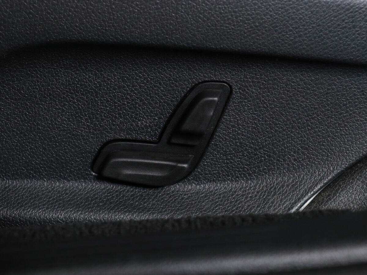 Mercedes-Benz E-Класс 200, 2020 Фото №15