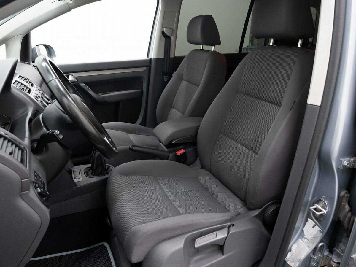 Volkswagen Touran, 2008 - 265 000 км. | Фото №8