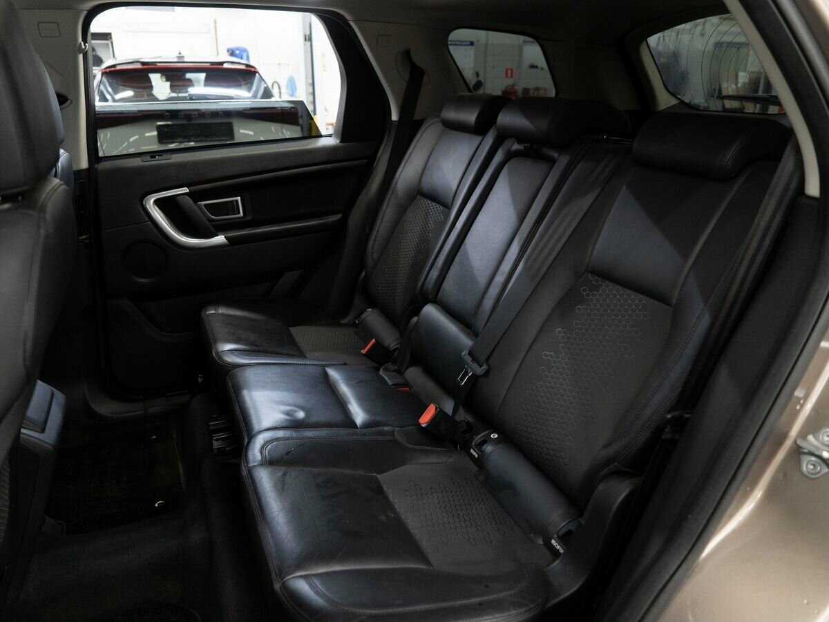 Land Rover Discovery Sport, 2017 - 143 338 км. | Фото №7