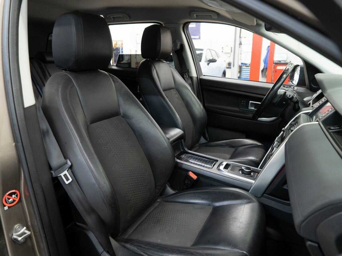 Land Rover Discovery Sport, 2017 Фото №9