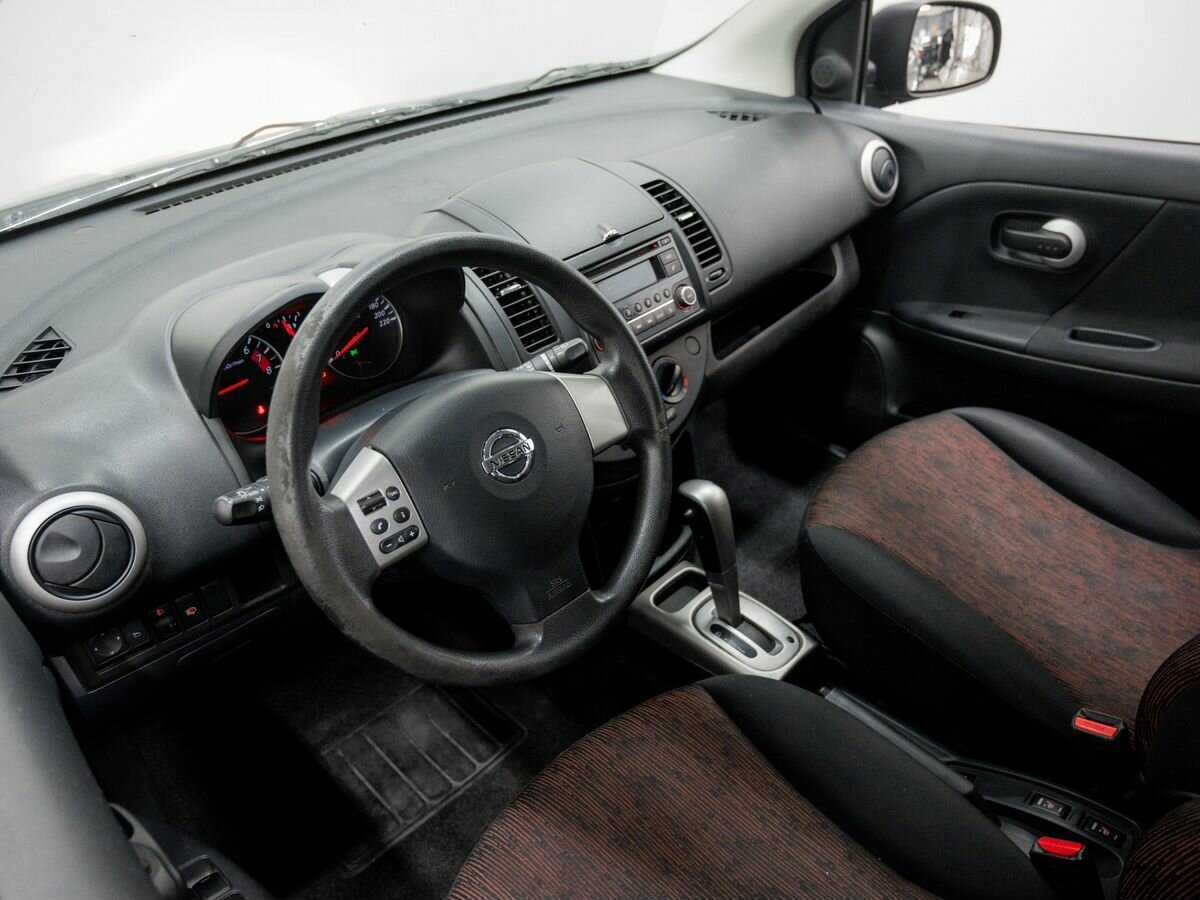 Nissan Note, 2011 Фото №13