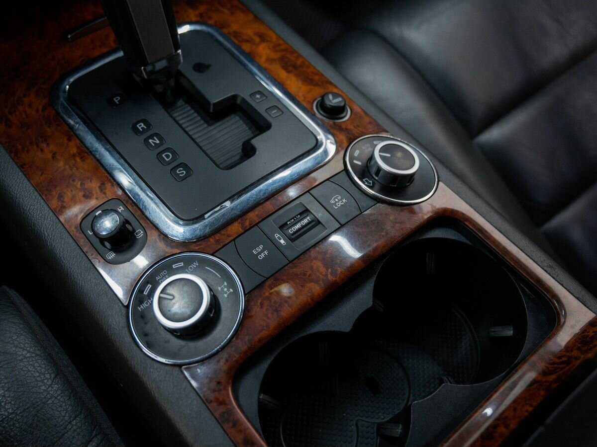 Volkswagen Touareg, 2009 Фото №18