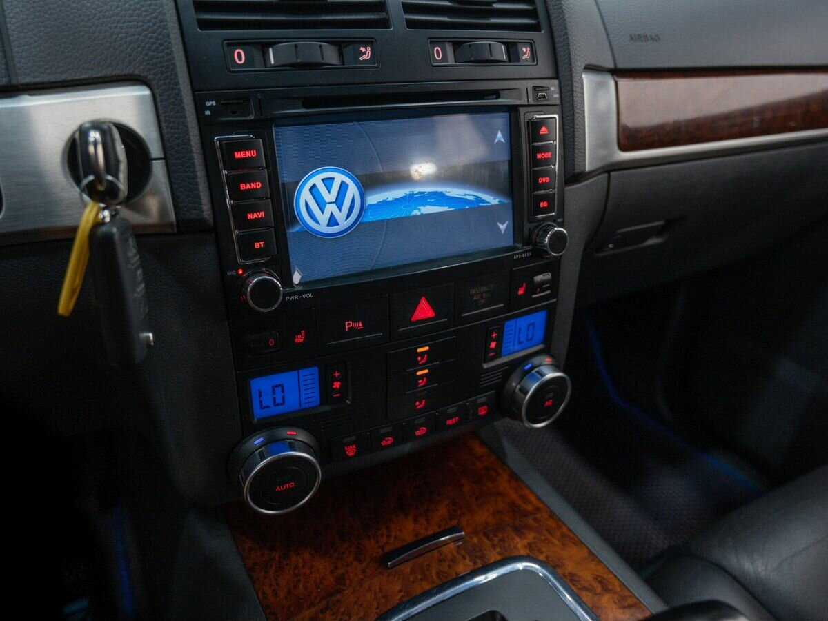 Volkswagen Touareg, 2009 Фото №19