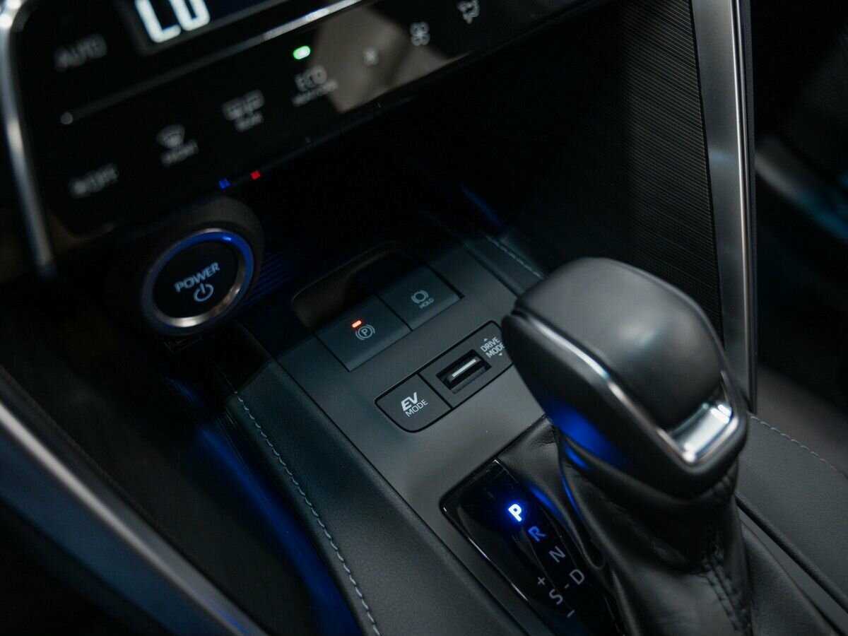 Toyota Venza, 2022 Фото №20