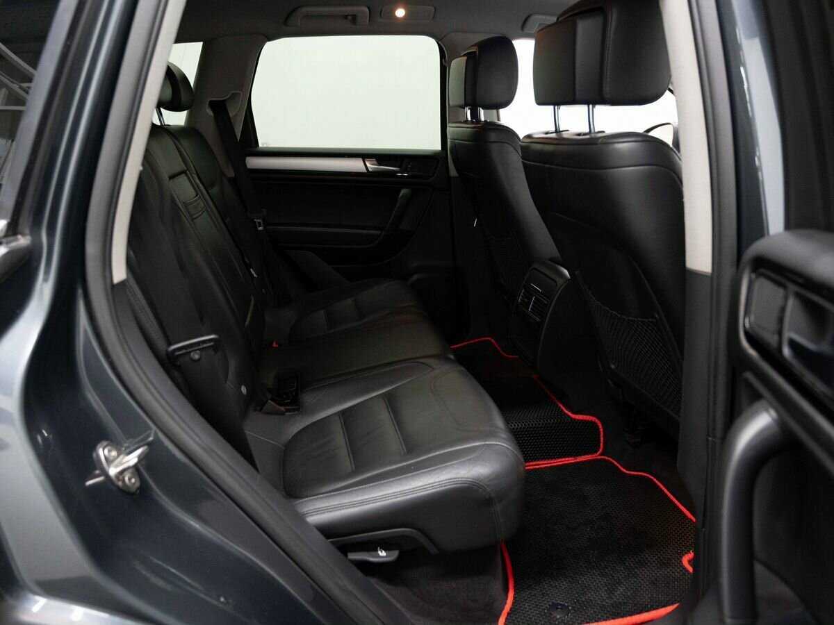 Volkswagen Touareg, 2010 Фото №10