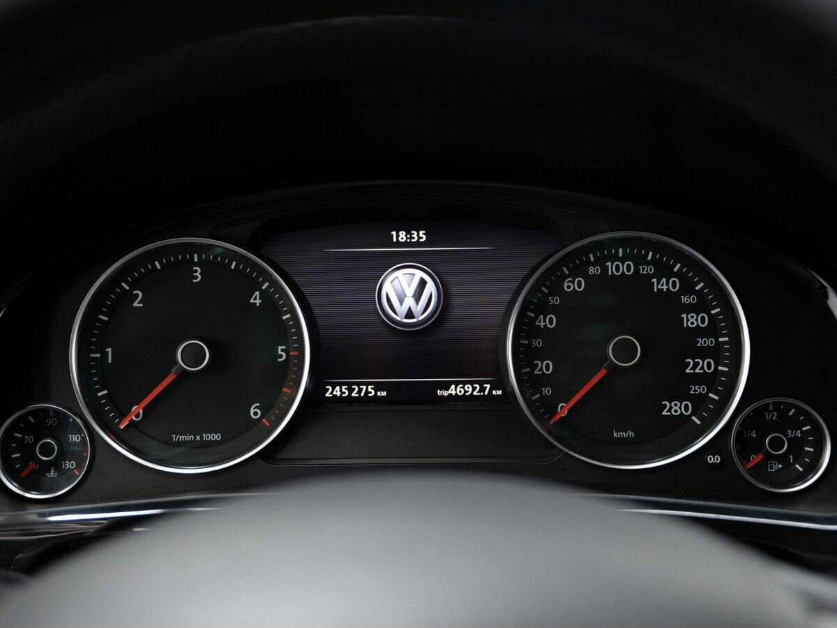 Volkswagen Touareg, 2010 Фото №18