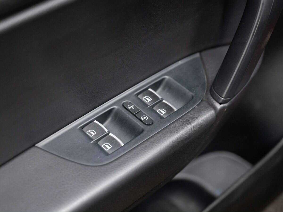 Volkswagen Touareg, 2010 Фото №19