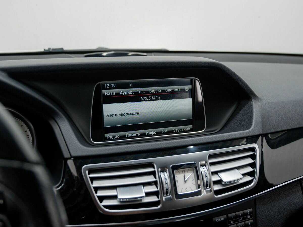 Mercedes-Benz E-Класс 300, 2013 Фото №20