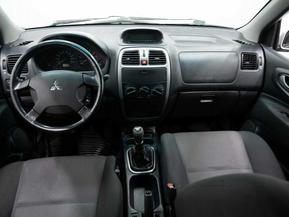 Mitsubishi Space Star, 2002 Фото №12