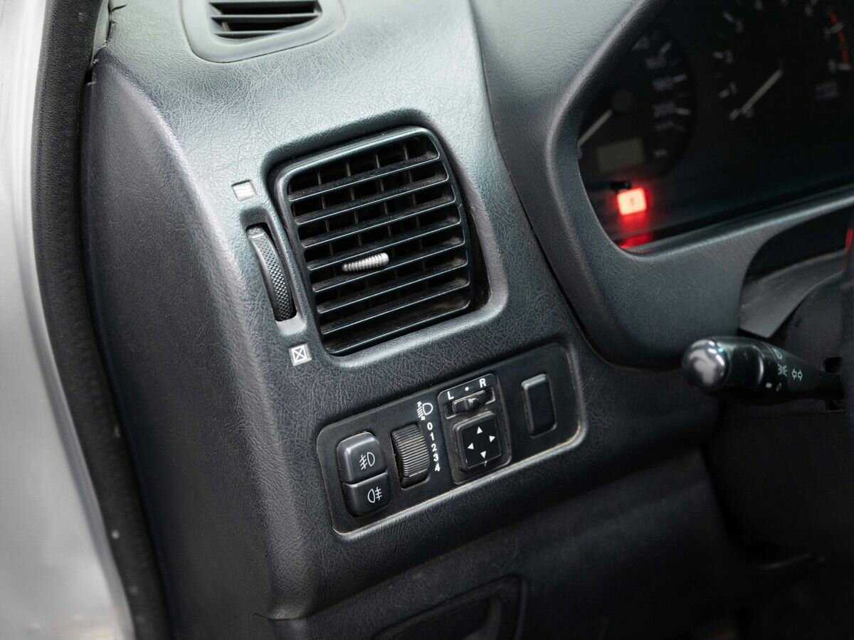 Mitsubishi Space Star, 2002 Фото №15