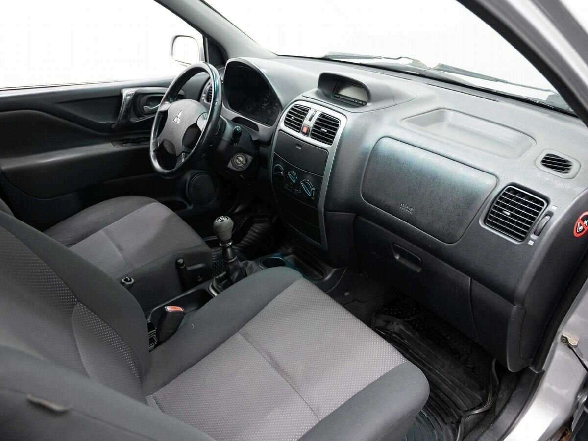 Mitsubishi Space Star, 2002 Фото №18