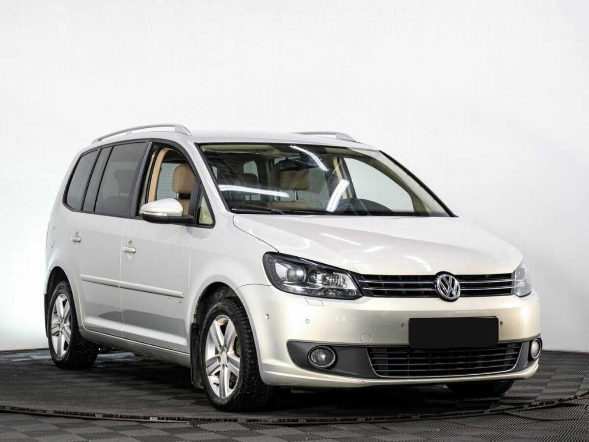 Volkswagen Touran, 2013 - 256 000 км. | Фото №3