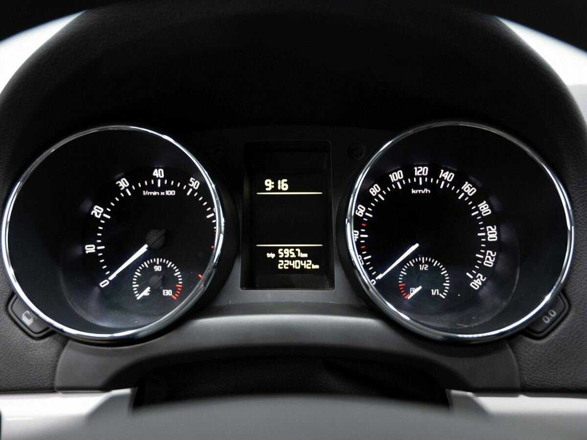 Skoda Yeti, 2012 Фото №16