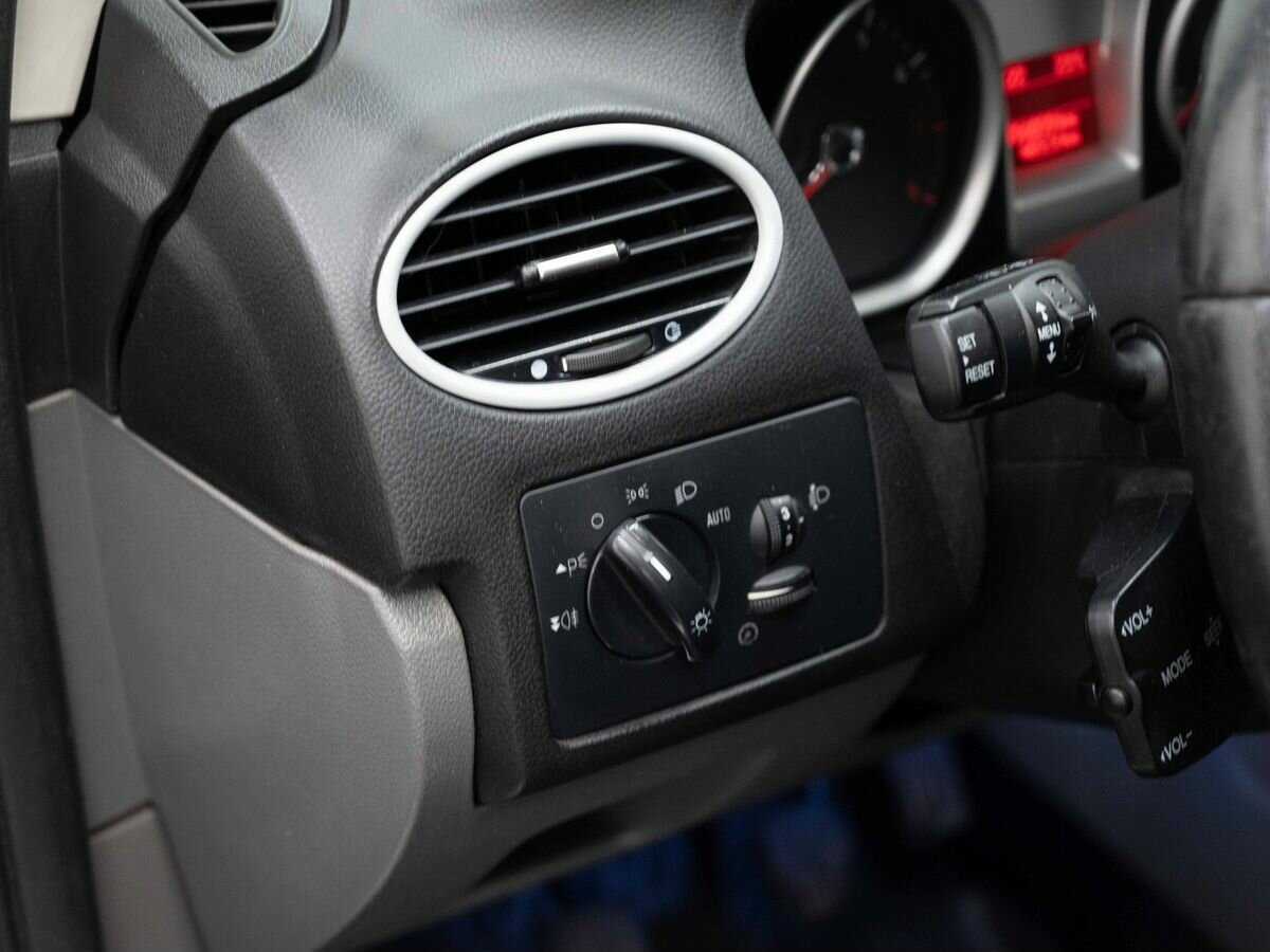 Ford Focus, 2009 Фото №17