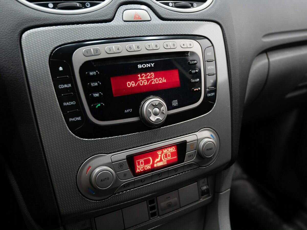 Ford Focus, 2009 Фото №18