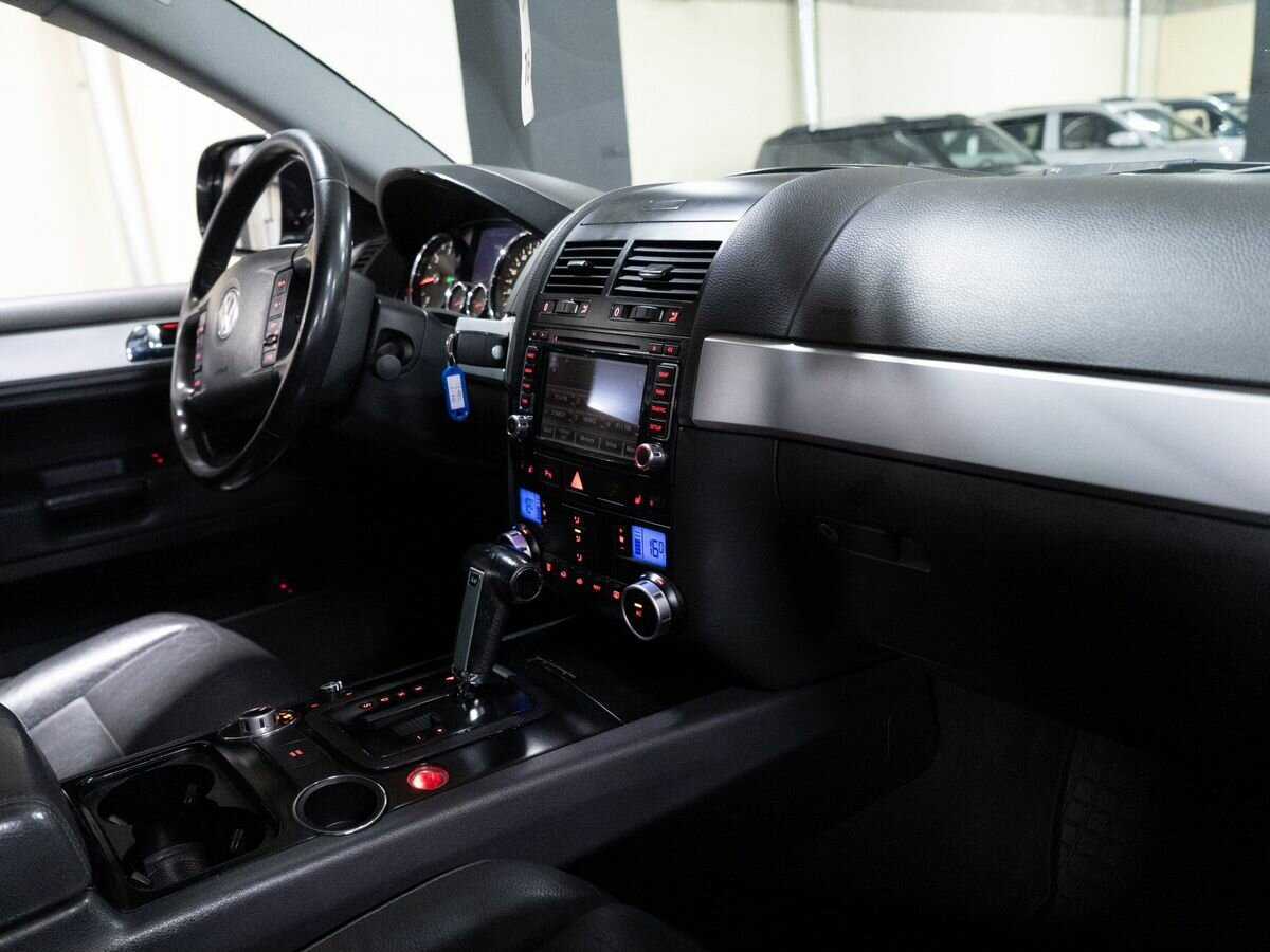 Volkswagen Touareg, 2008 Фото №10