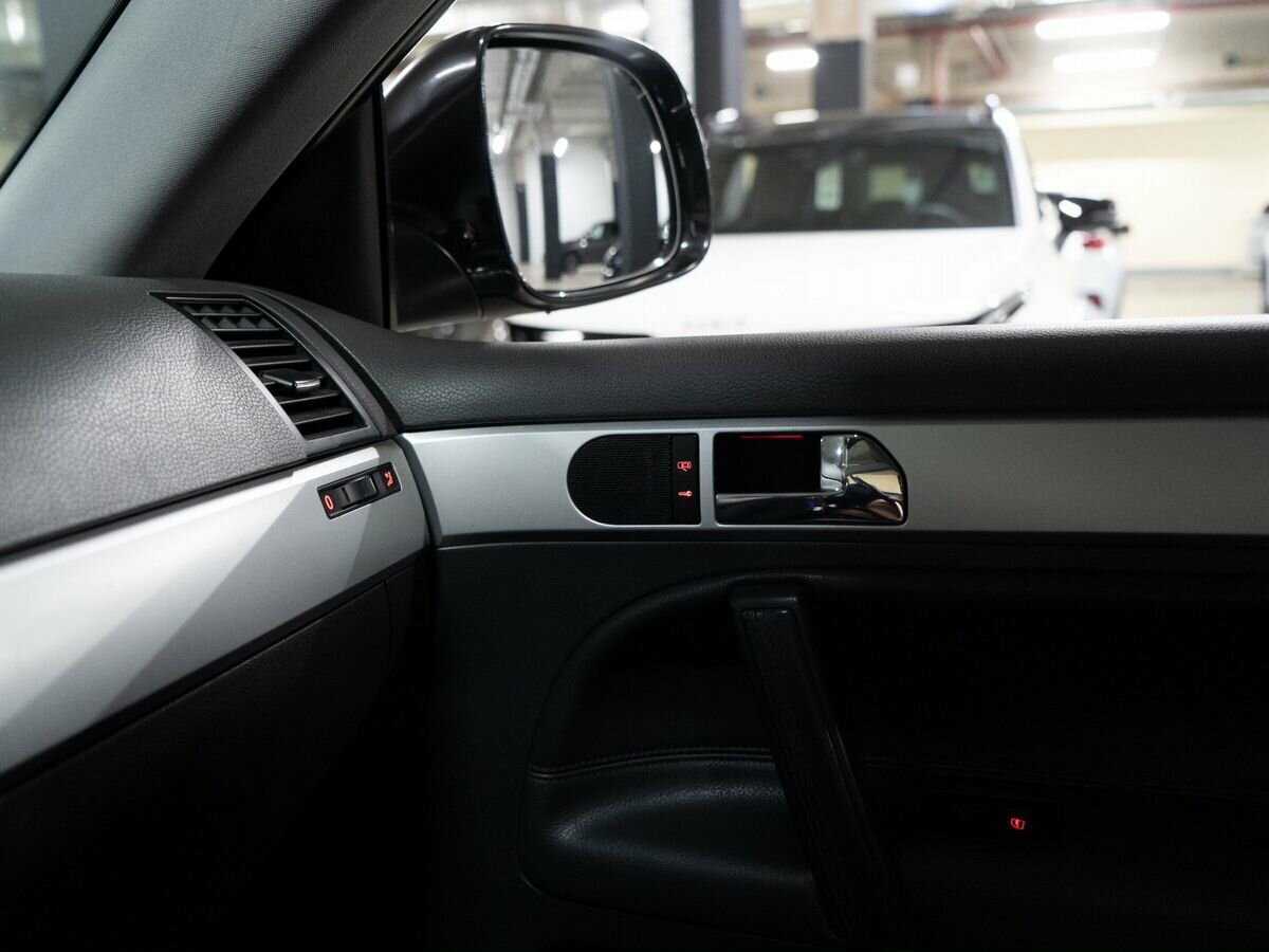 Volkswagen Touareg, 2008 Фото №18