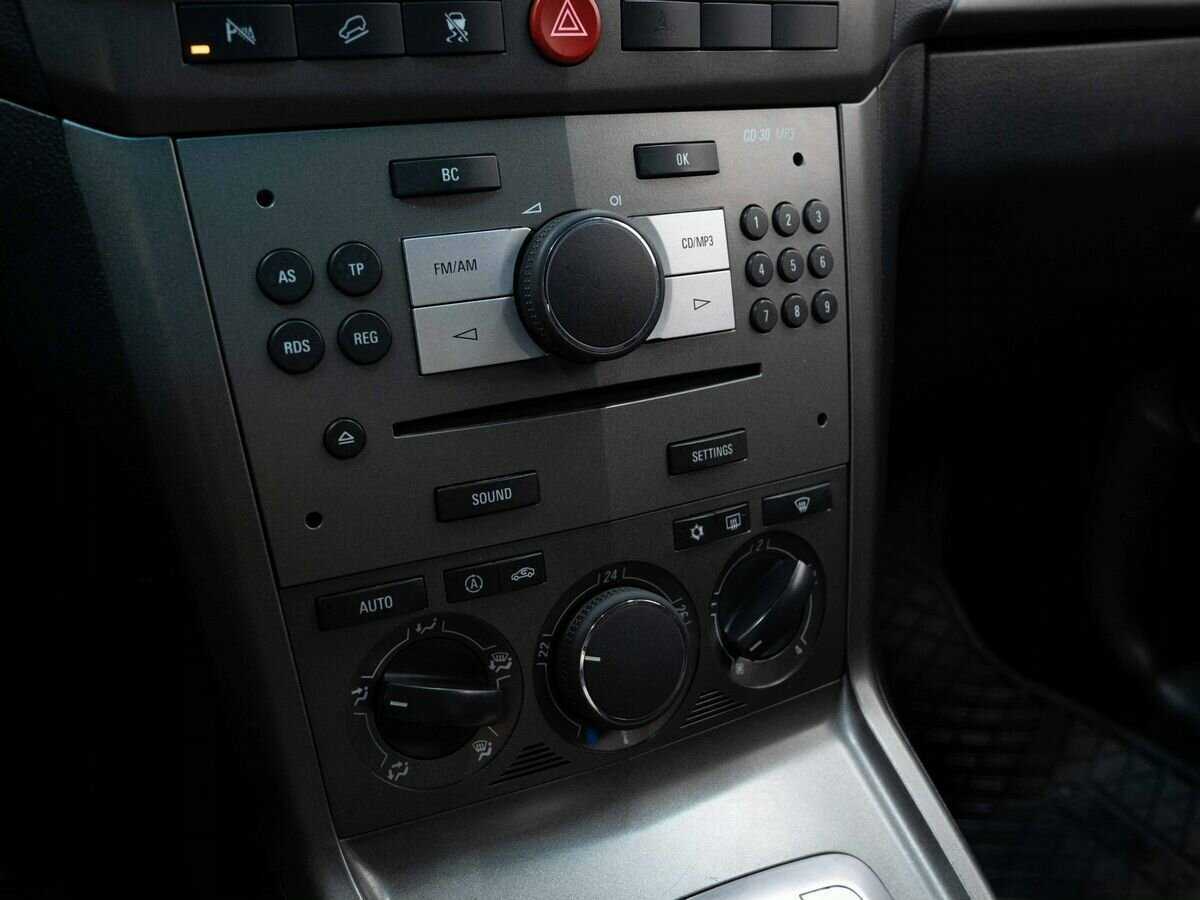 Opel Antara, 2007 Фото №21