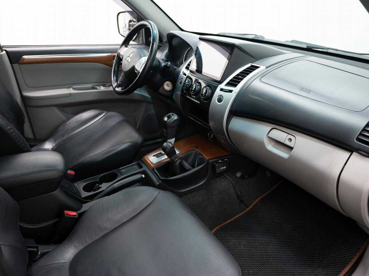 Mitsubishi Pajero Sport, 2008 Фото №10