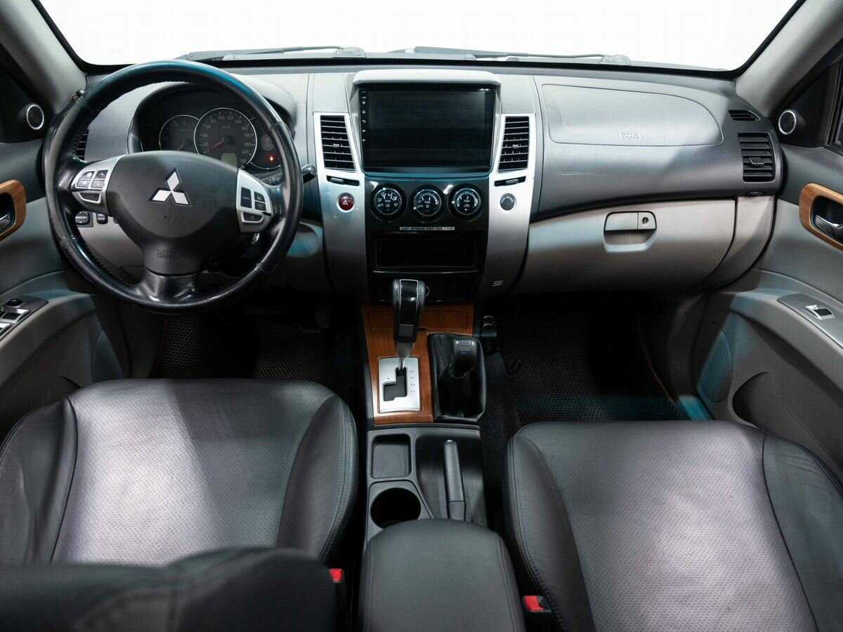 Mitsubishi Pajero Sport, 2008 Фото №12