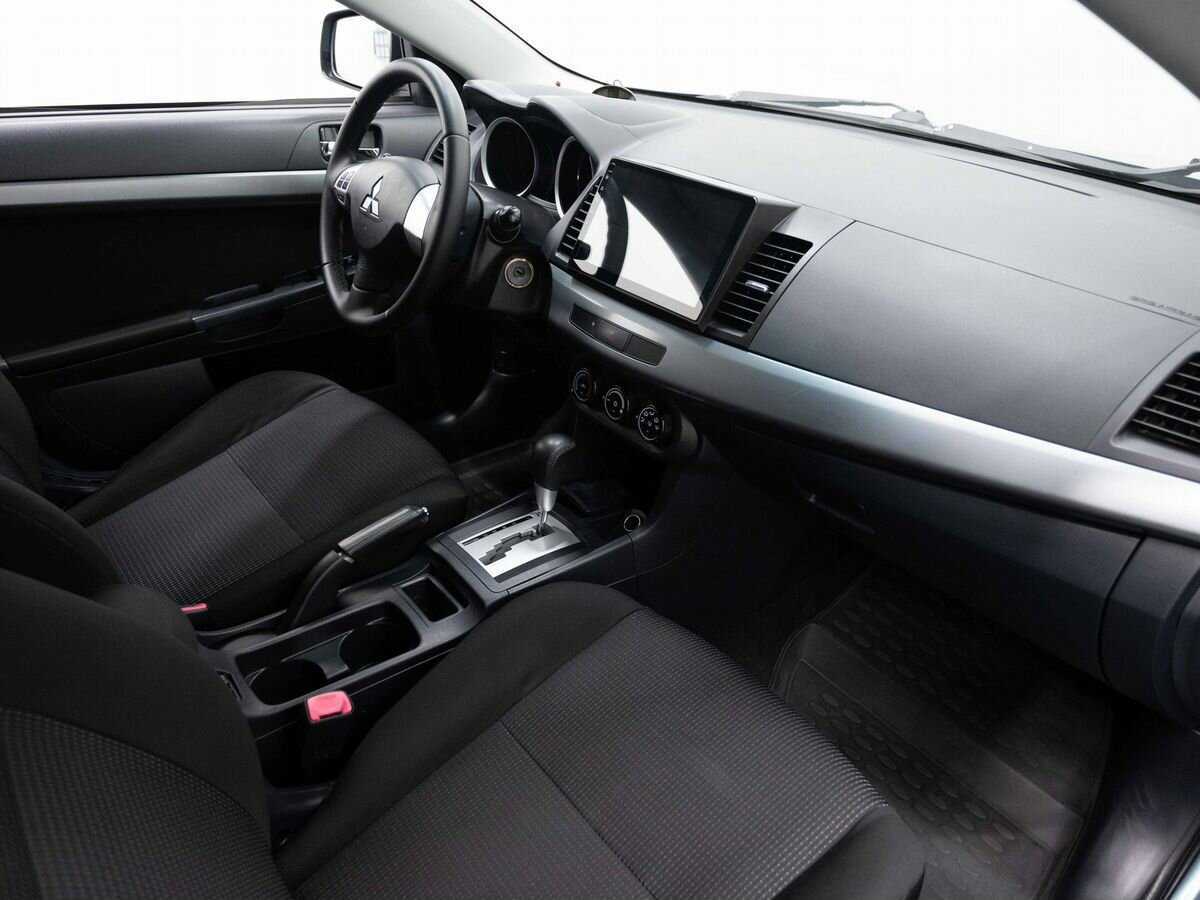 Mitsubishi Lancer, 2011 Фото №11